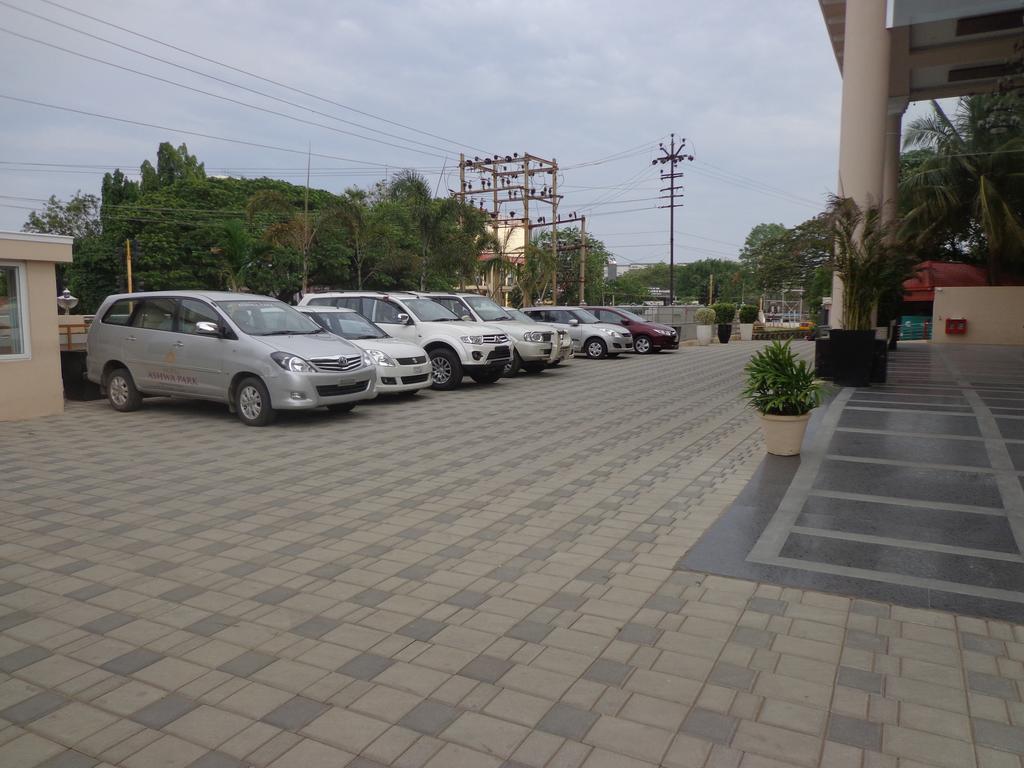 Hotel Ashwa Park Салем Екстериор снимка